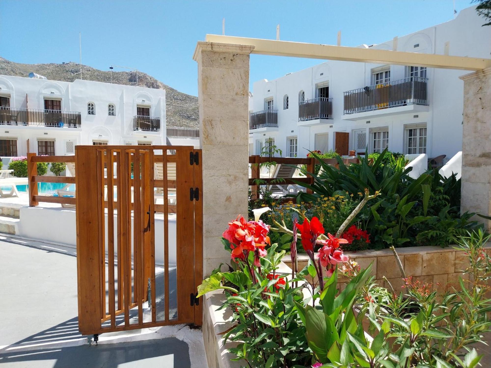 Katerina Apartments Kalymnos Town Luaran gambar